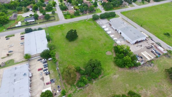 ± 2.36 Acres | 2402 & 2404 Osborn Lane | Bryan, TX: 2402-2404 Osborn Ln, Bryan, TX 77803